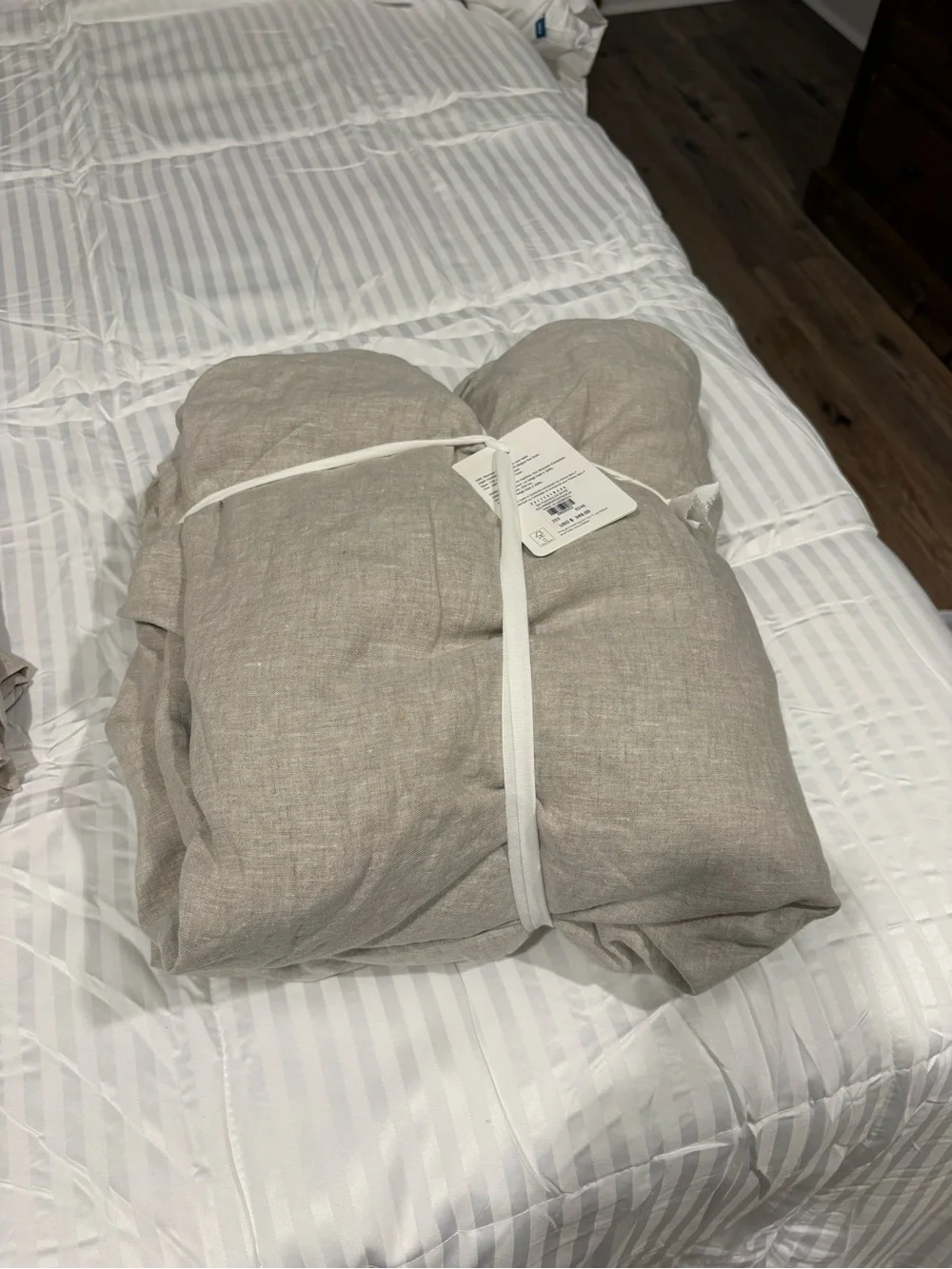Ruffle Duvet Cover in Beige - Soft Ruffled Bedding
